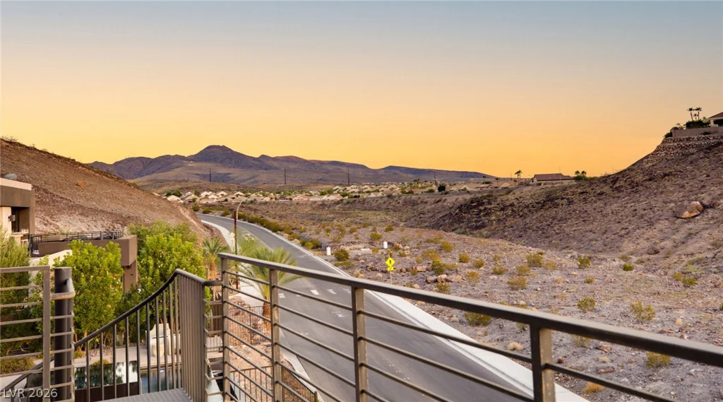 921 Vegas View, Henderson, NV 89052