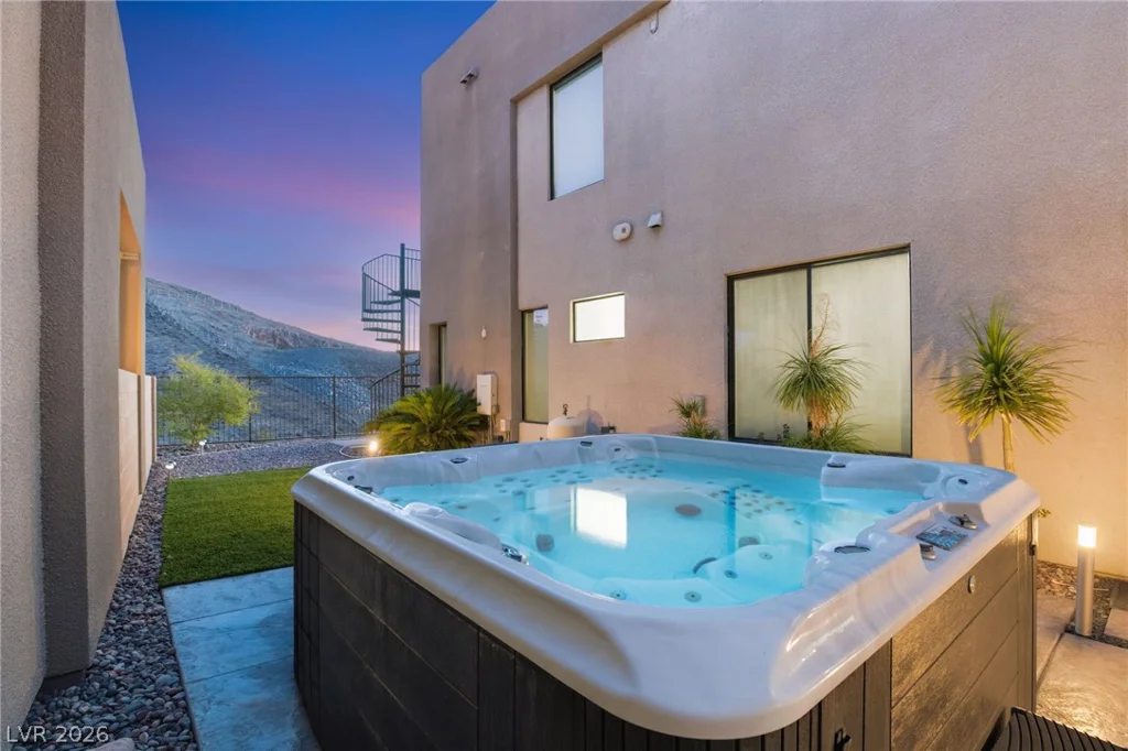 921 Vegas View, Henderson, NV 89052
