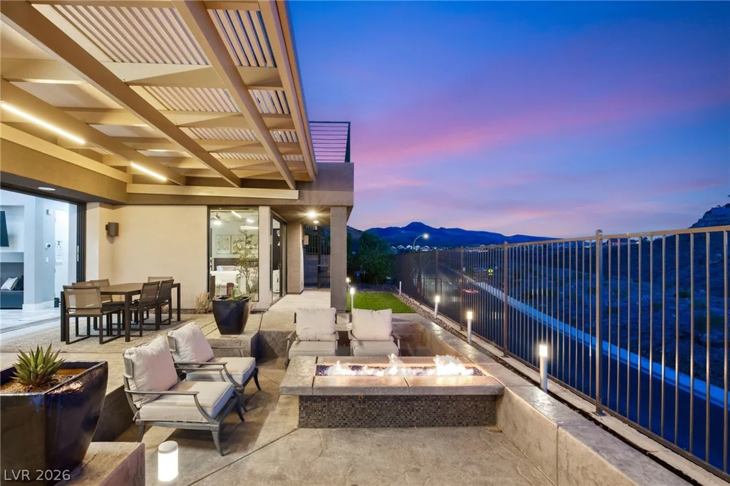 921 Vegas View, Henderson, NV 89052