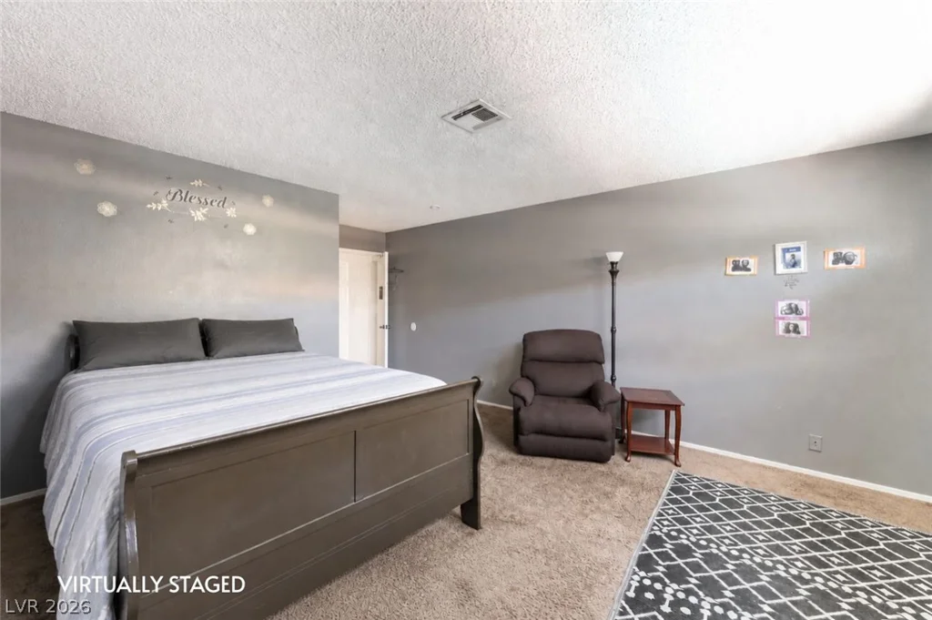 1832 Goose Creek, Las Vegas, NV 89108