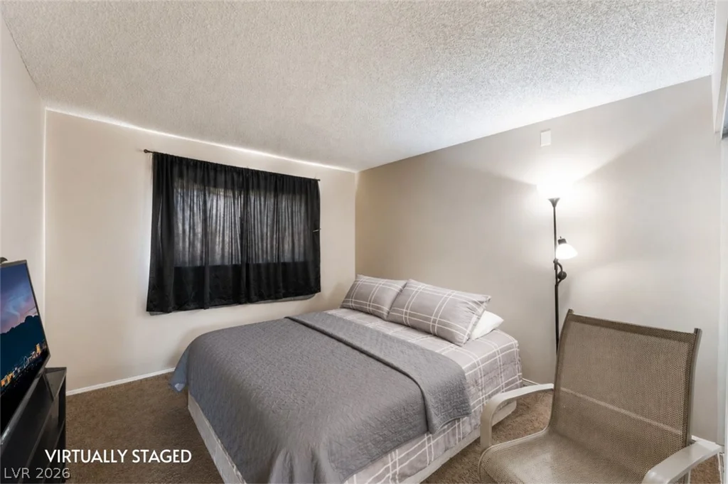 1832 Goose Creek, Las Vegas, NV 89108