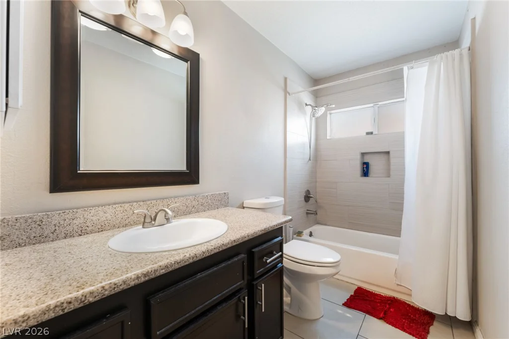 1832 Goose Creek, Las Vegas, NV 89108
