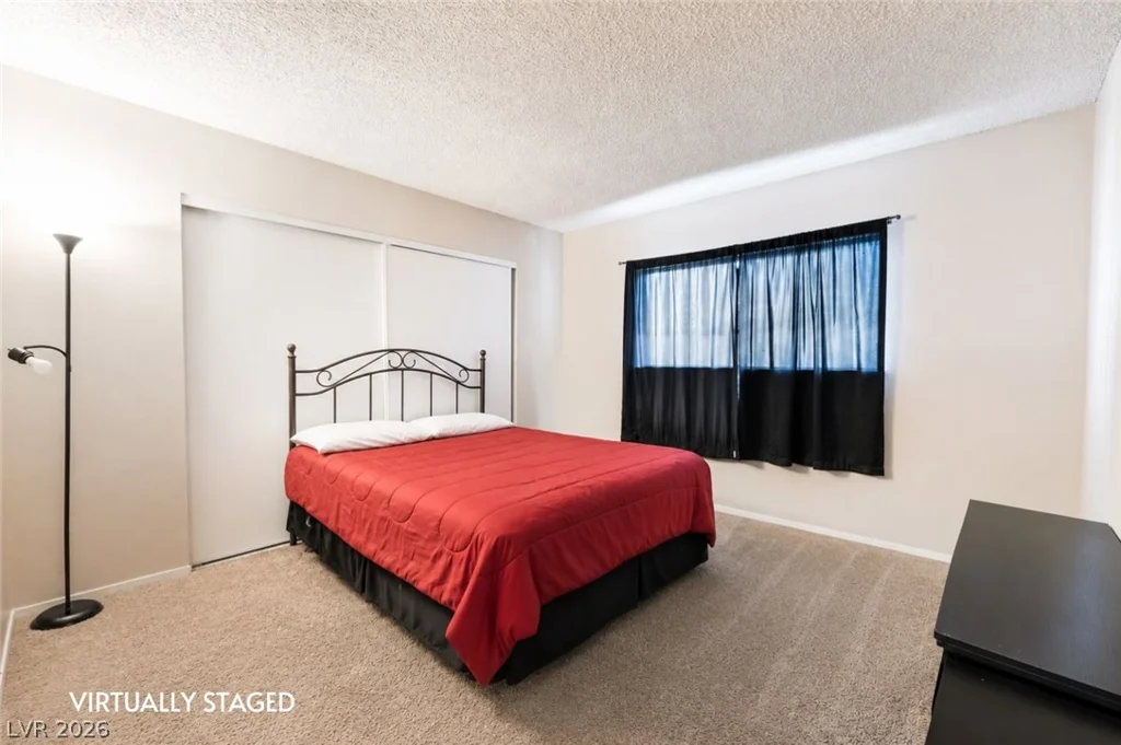 1832 Goose Creek, Las Vegas, NV 89108