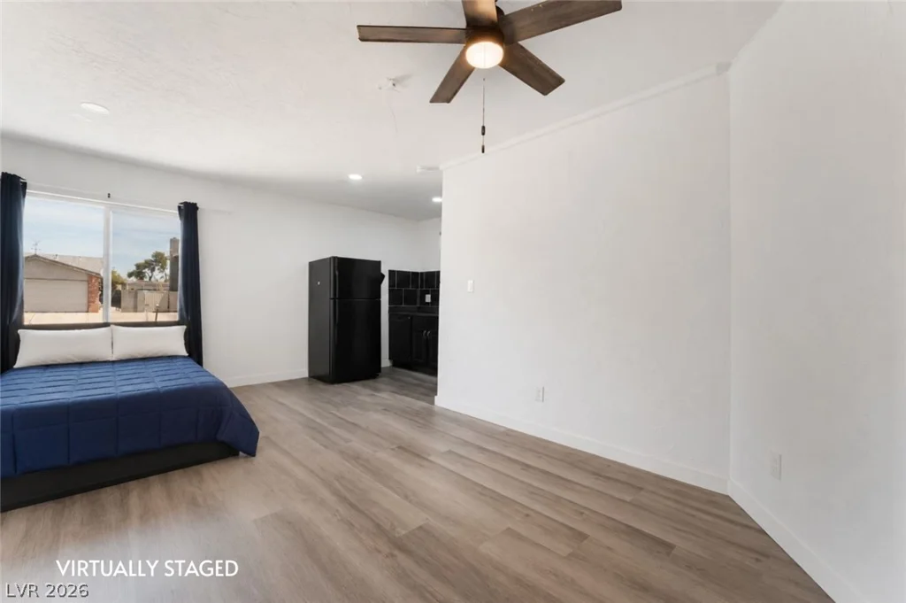 1832 Goose Creek, Las Vegas, NV 89108