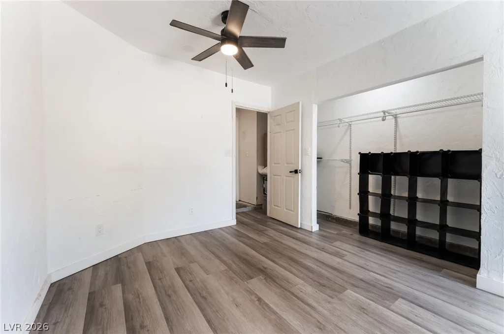 1832 Goose Creek, Las Vegas, NV 89108