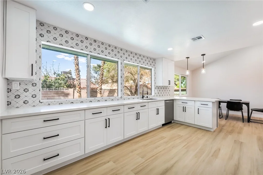 3472 Rawhide, Las Vegas, NV 89120