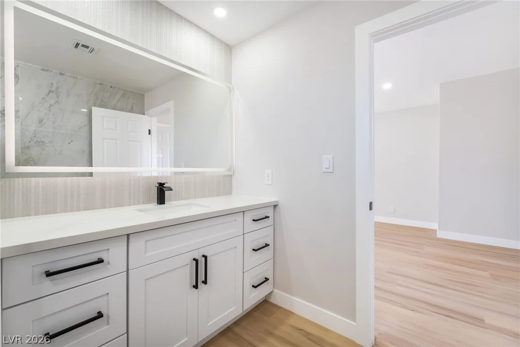 3472 Rawhide, Las Vegas, NV 89120