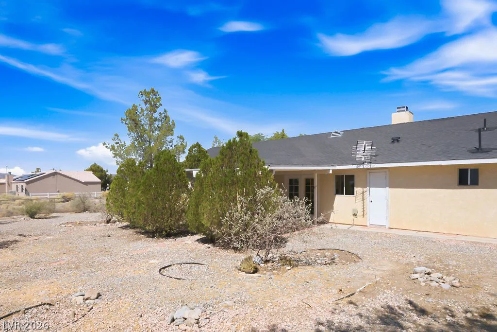 819 Mount Charleston, Pahrump, NV 89048