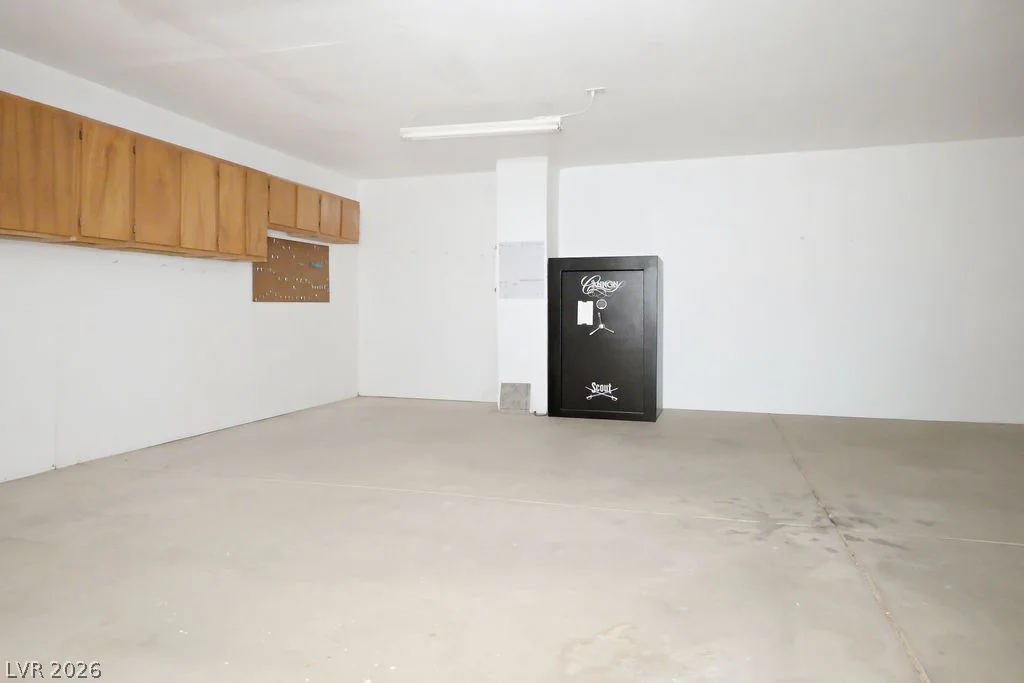819 Mount Charleston, Pahrump, NV 89048
