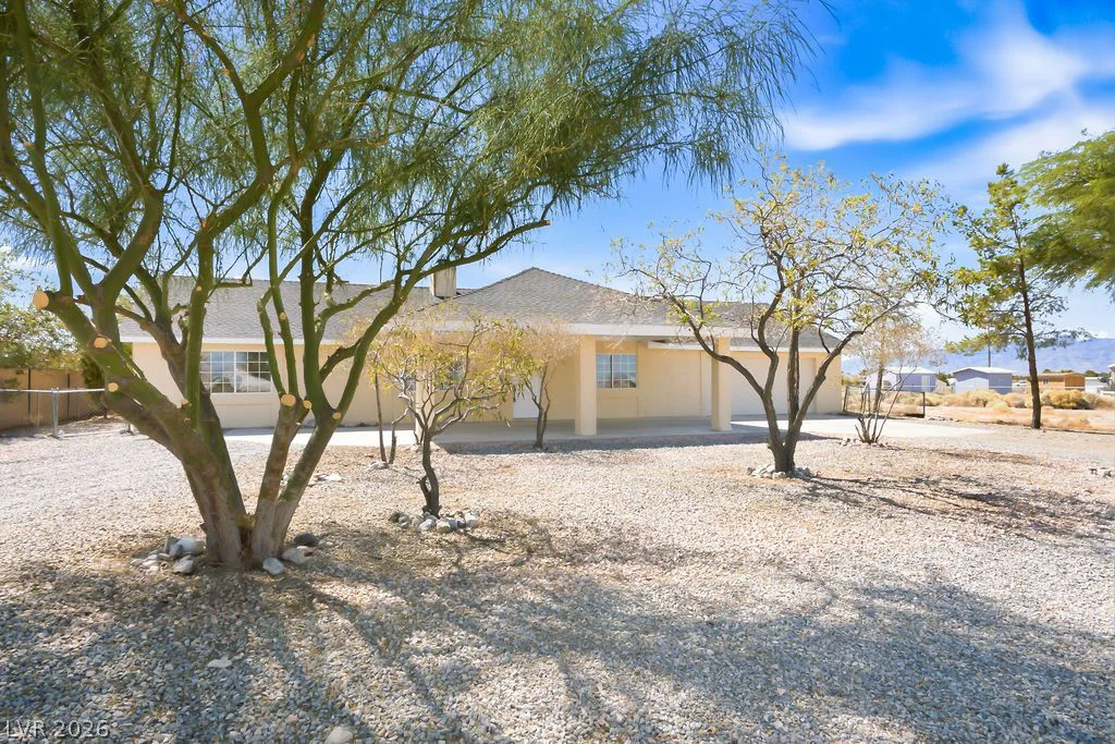 819 Mount Charleston, Pahrump, NV 89048