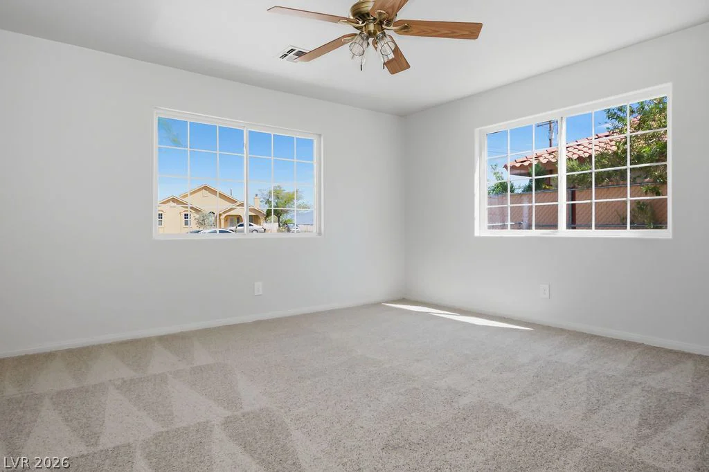 819 Mount Charleston, Pahrump, NV 89048