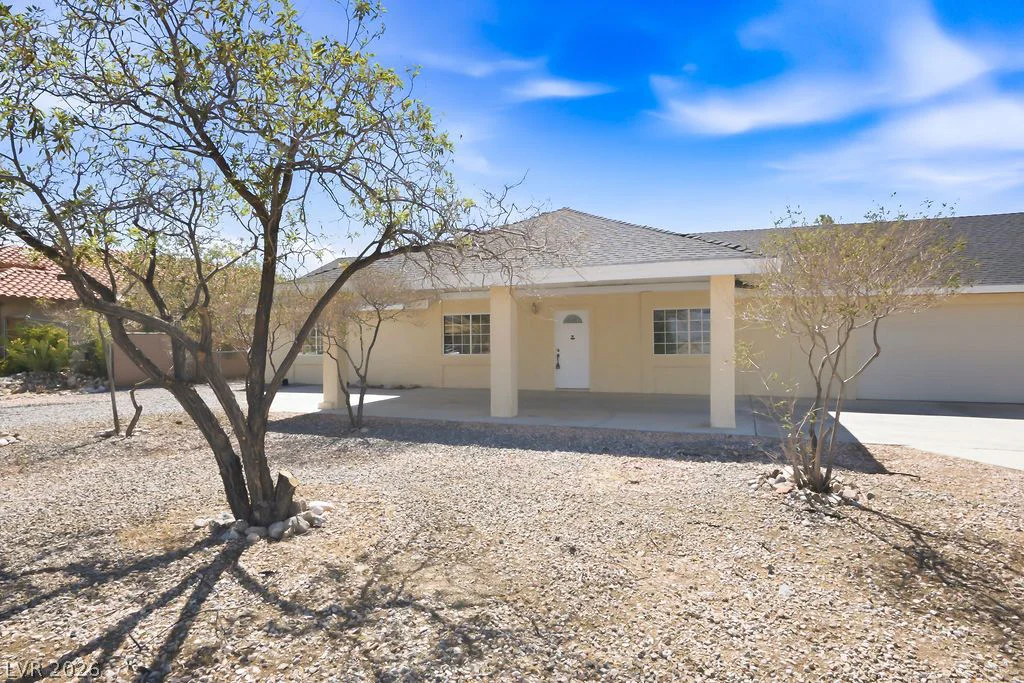 819 Mount Charleston, Pahrump, NV 89048