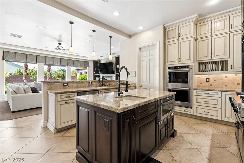 3783 Cheryl Lynne, Las Vegas, NV 89139