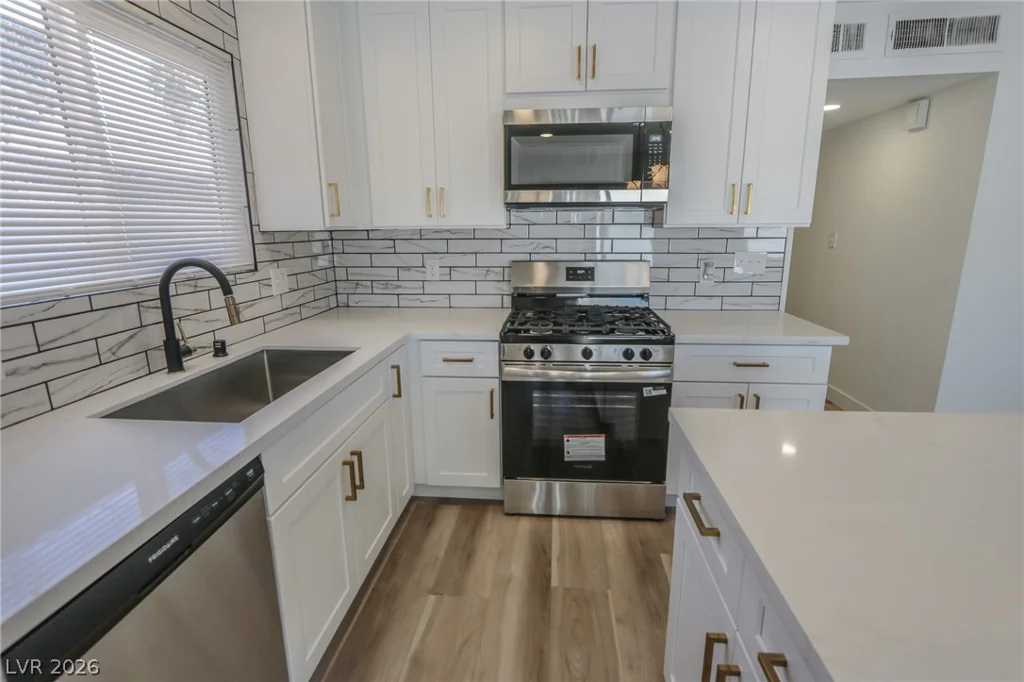 5157 San Anselmo, Las Vegas, NV 89120