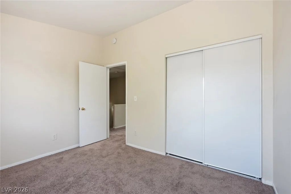 2520 Sierra Luna, Las Vegas, NV 89106