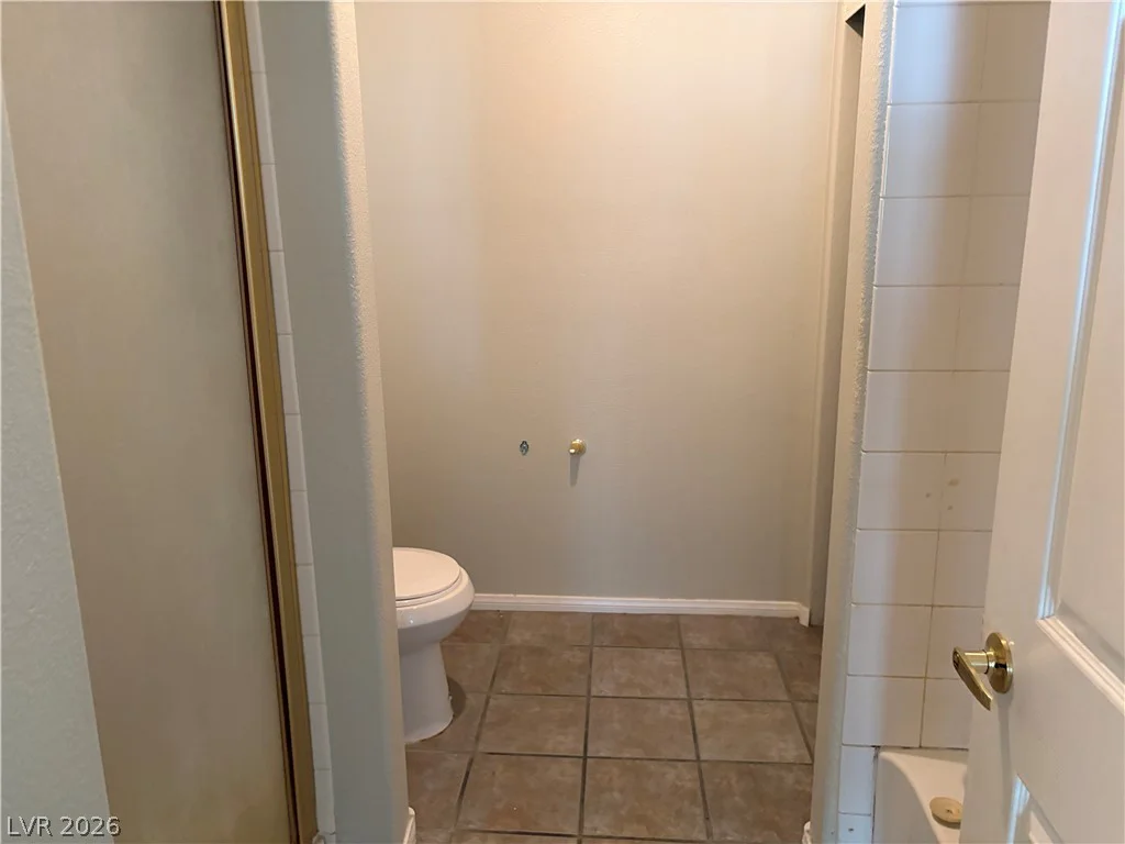 3940 Quiet Pine, Las Vegas, NV 89108