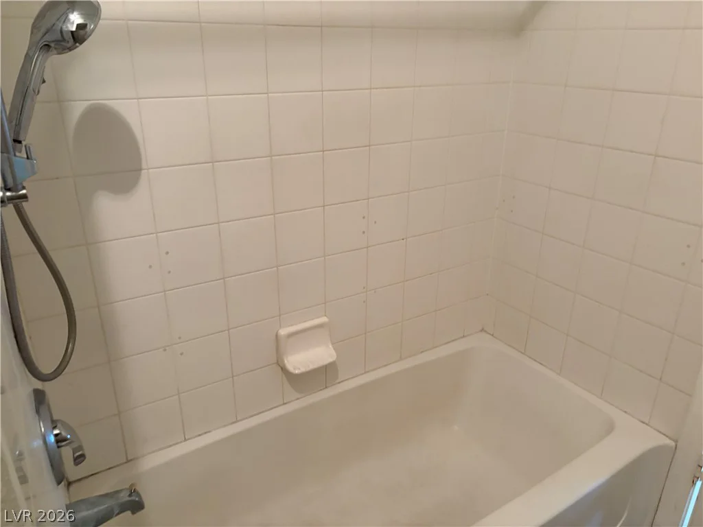 3940 Quiet Pine, Las Vegas, NV 89108