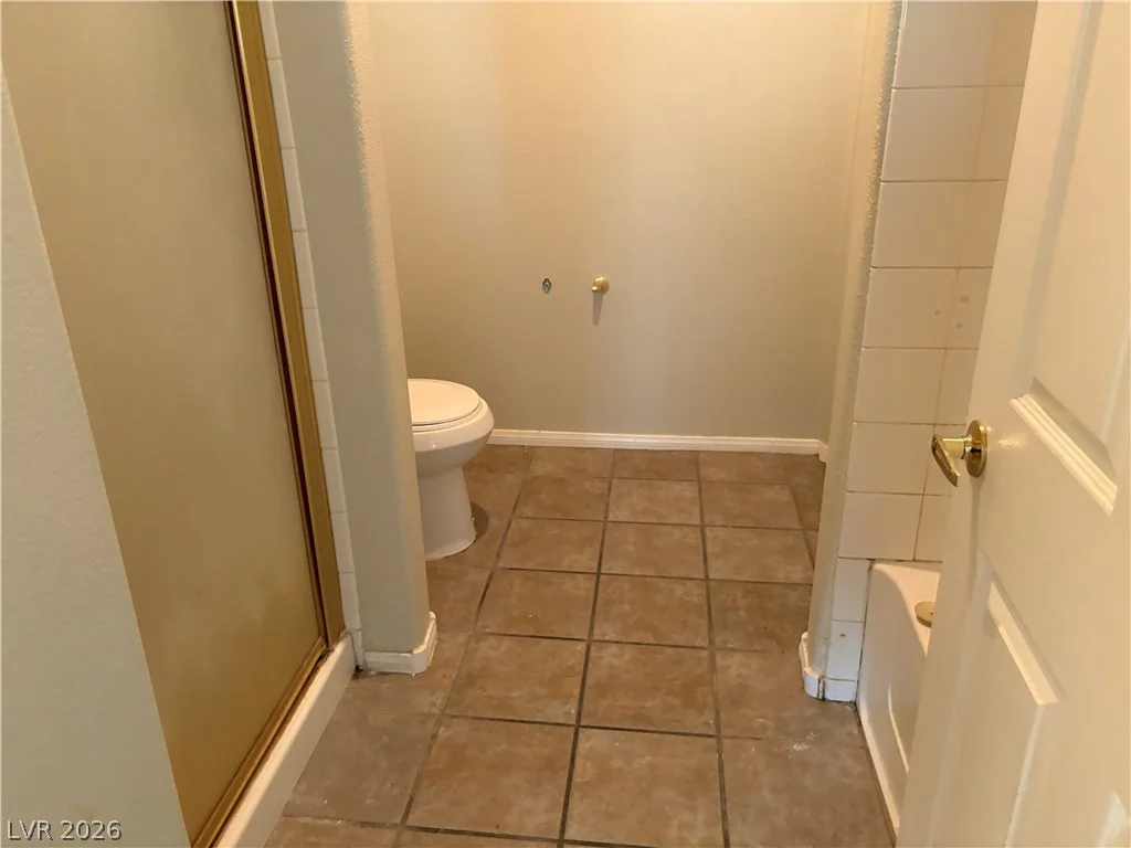 3940 Quiet Pine, Las Vegas, NV 89108