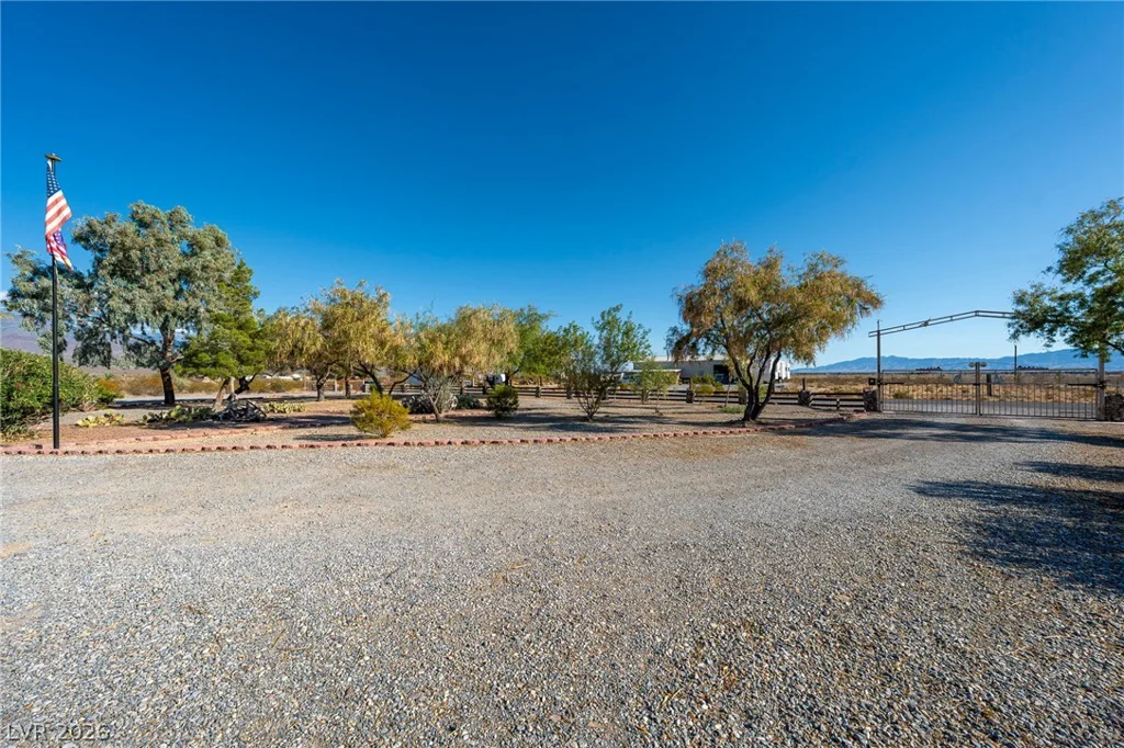 1660 Duck, Pahrump, NV 89060