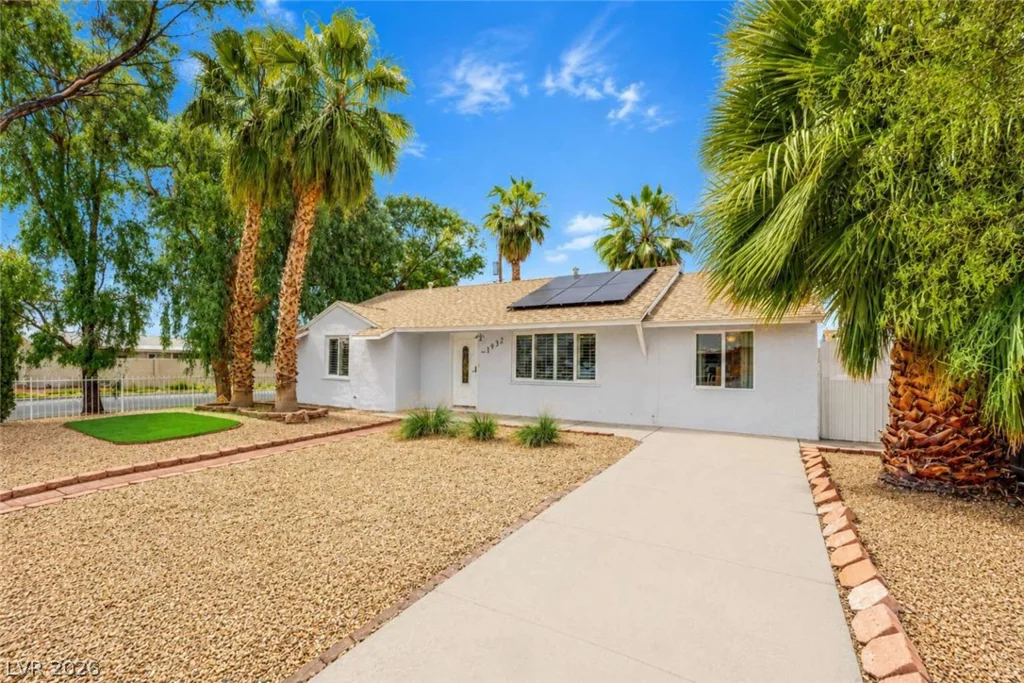 1932 Hassett, Las Vegas, NV 89104