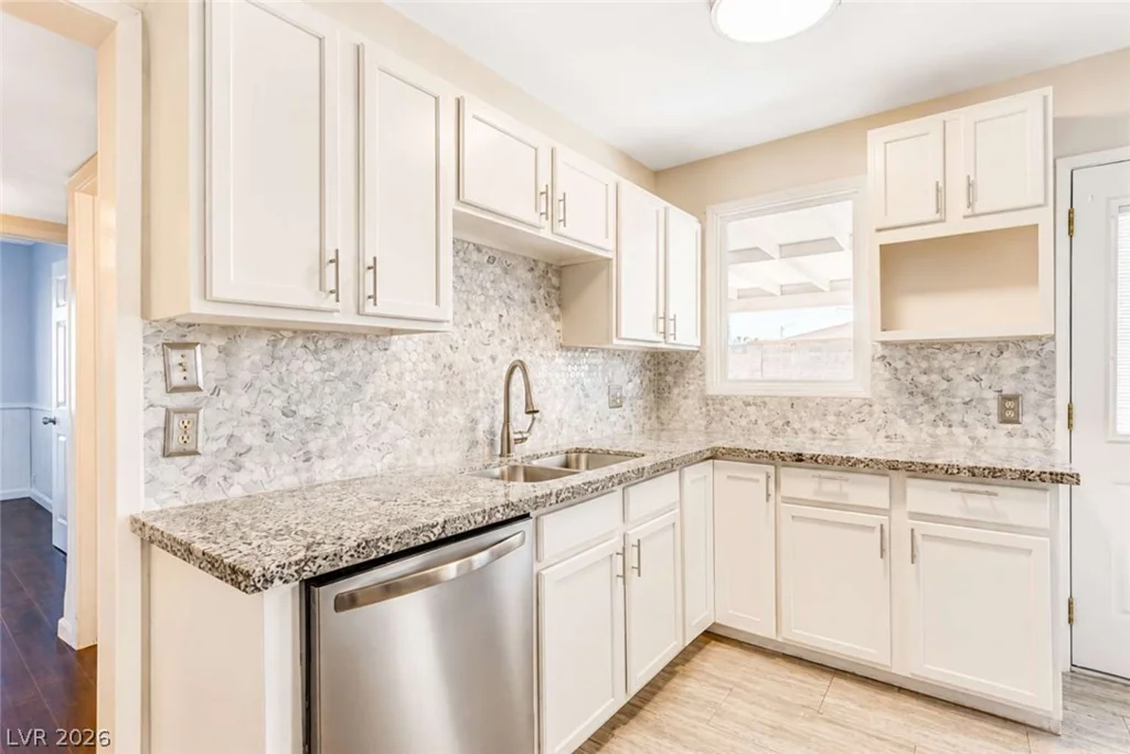 1932 Hassett, Las Vegas, NV 89104