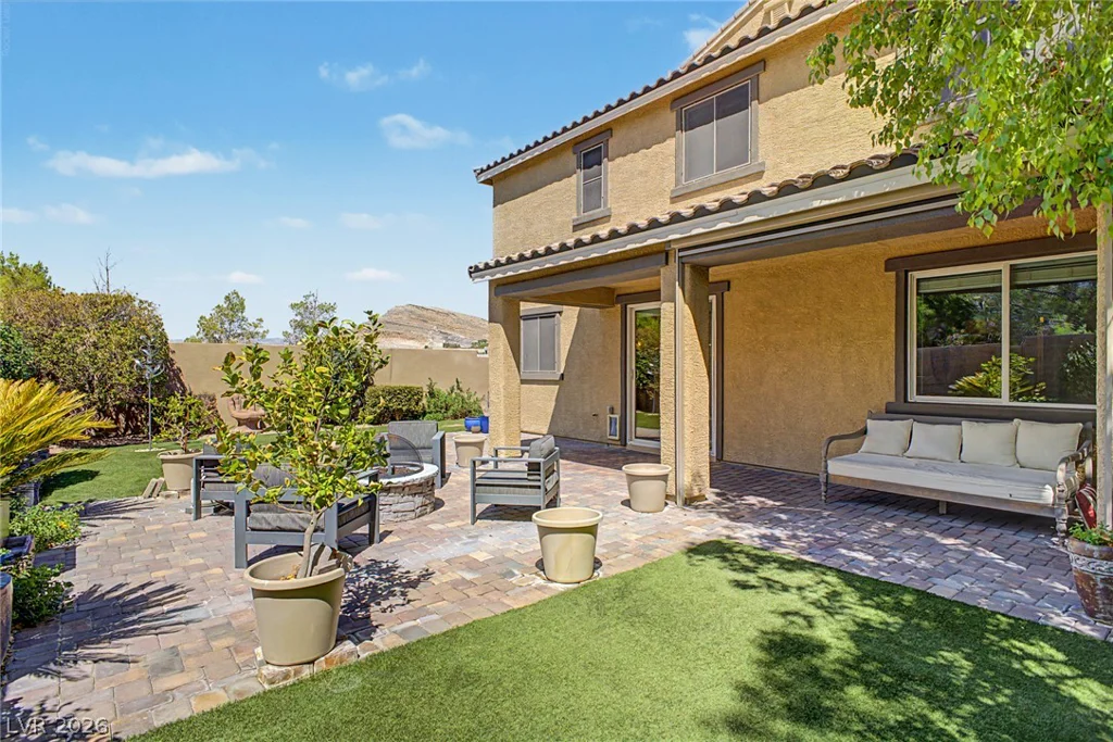 3939 Catlyn Woods, Las Vegas, NV 89141