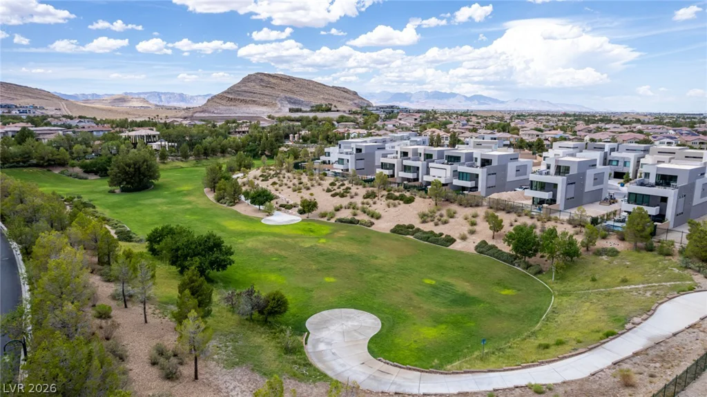 3939 Catlyn Woods, Las Vegas, NV 89141