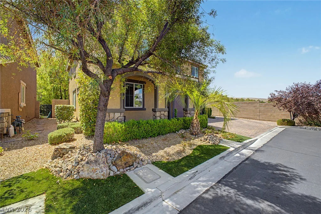 3939 Catlyn Woods, Las Vegas, NV 89141