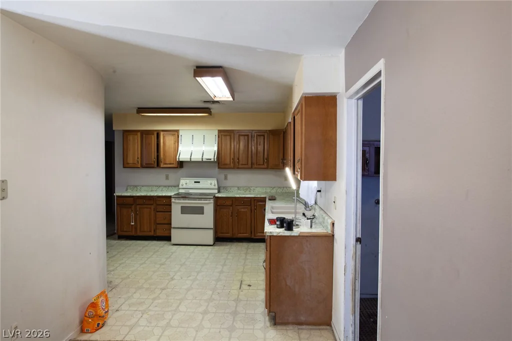 6520 Ann, Las Vegas, NV 89130