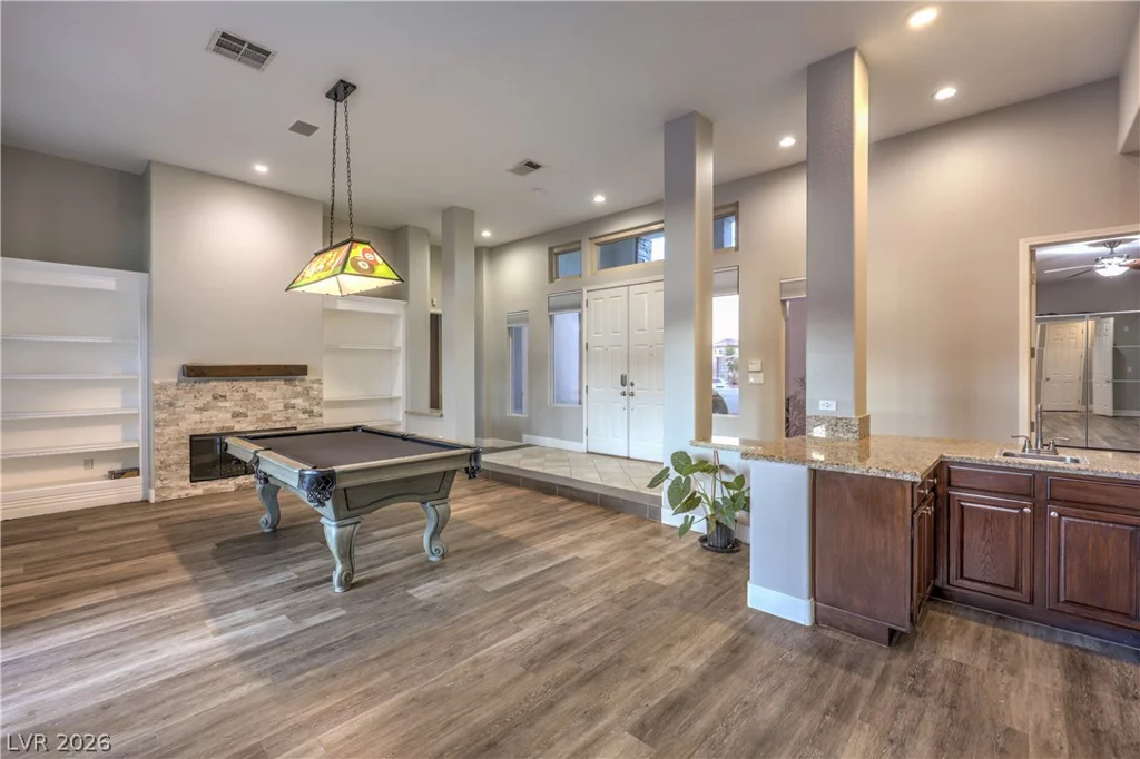 3801 Old Orchard, Las Vegas, NV 89108