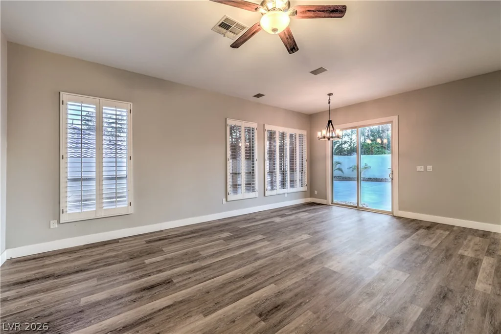 3801 Old Orchard, Las Vegas, NV 89108
