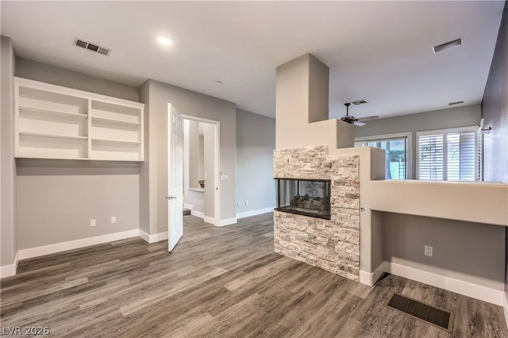 3801 Old Orchard, Las Vegas, NV 89108