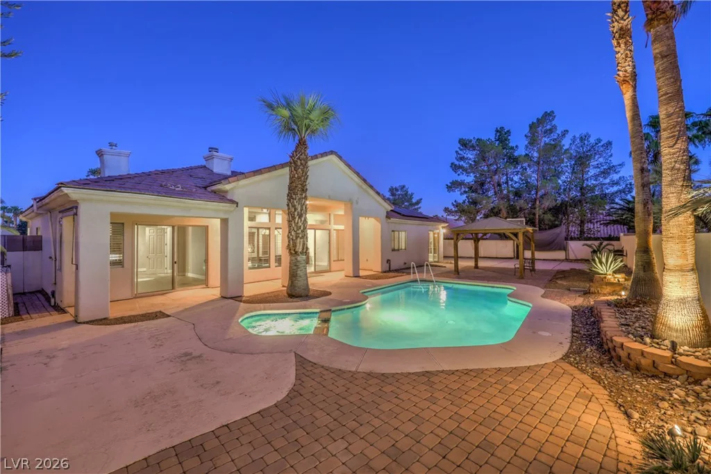 3801 Old Orchard, Las Vegas, NV 89108