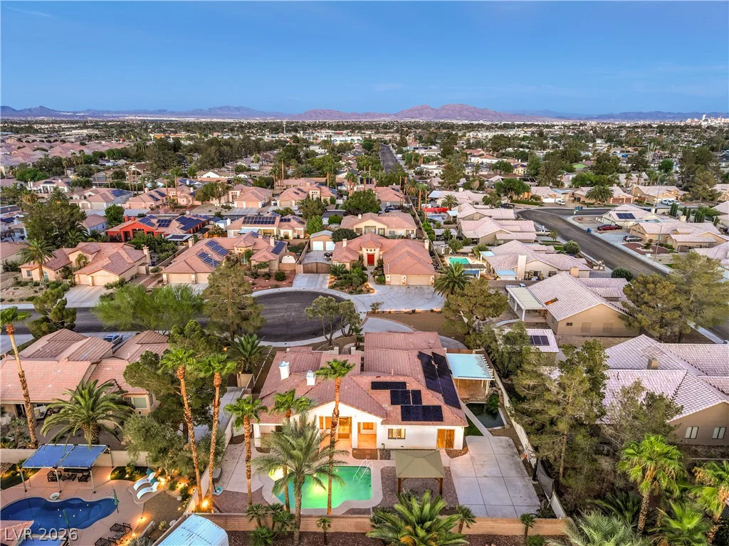 3801 Old Orchard, Las Vegas, NV 89108