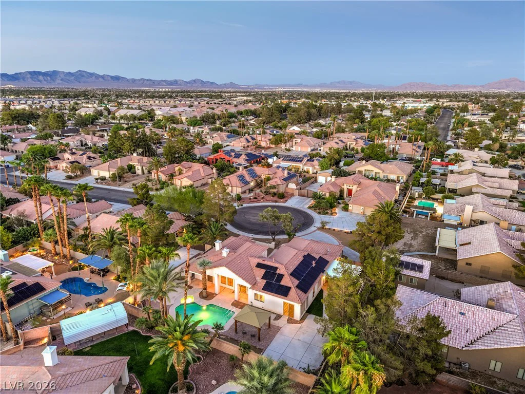 3801 Old Orchard, Las Vegas, NV 89108