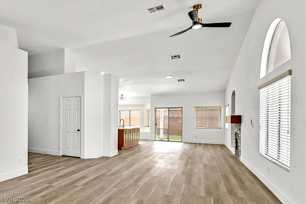 1125 Heaton, Henderson, NV 89052
