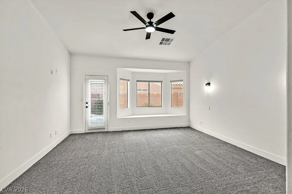 1125 Heaton, Henderson, NV 89052