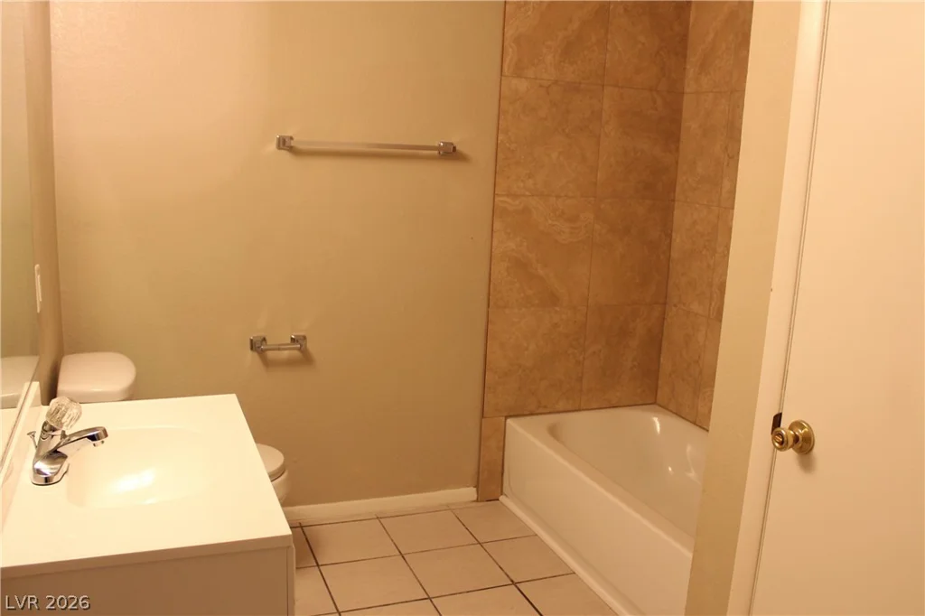 3770 Shirebrook, Las Vegas, NV 89115