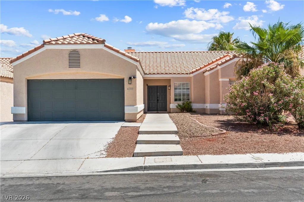 4705 Imperial Beach, North Las Vegas, NV 89032