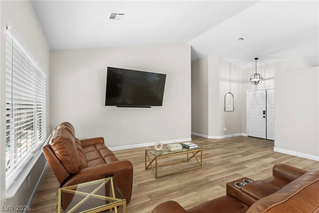 4705 Imperial Beach, North Las Vegas, NV 89032