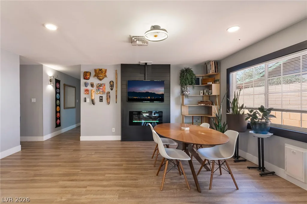 4646 Dennis, Las Vegas, NV 89121
