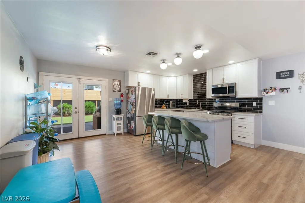4646 Dennis, Las Vegas, NV 89121