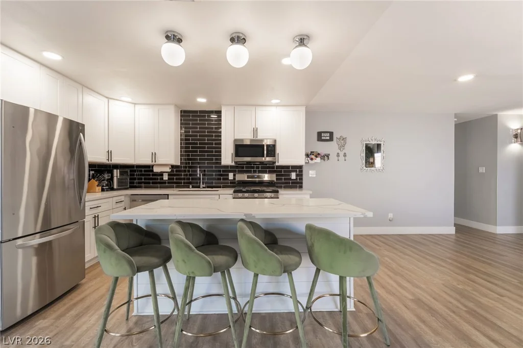 4646 Dennis, Las Vegas, NV 89121