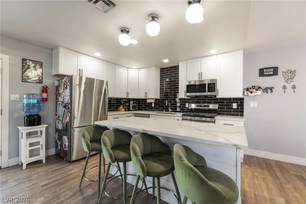 4646 Dennis, Las Vegas, NV 89121