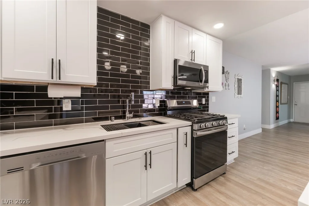 4646 Dennis, Las Vegas, NV 89121