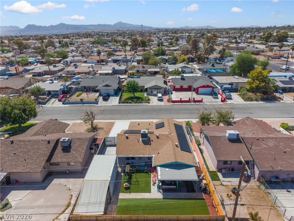 4646 Dennis, Las Vegas, NV 89121
