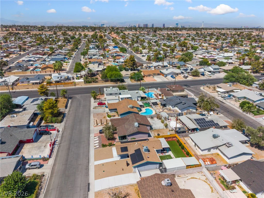 4646 Dennis, Las Vegas, NV 89121