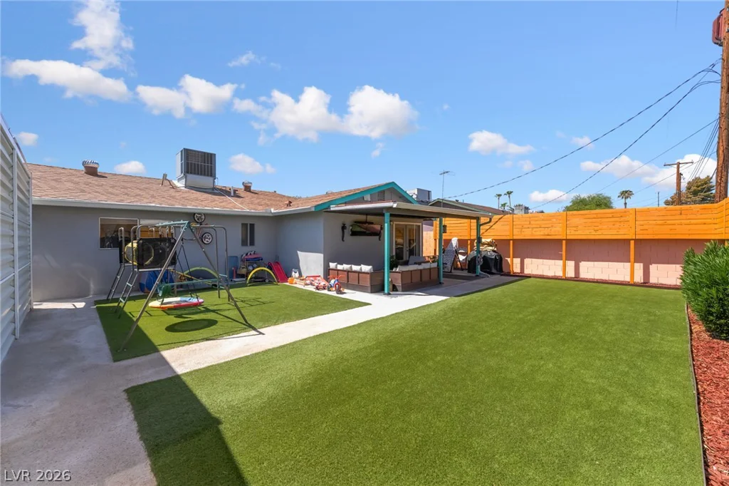 4646 Dennis, Las Vegas, NV 89121