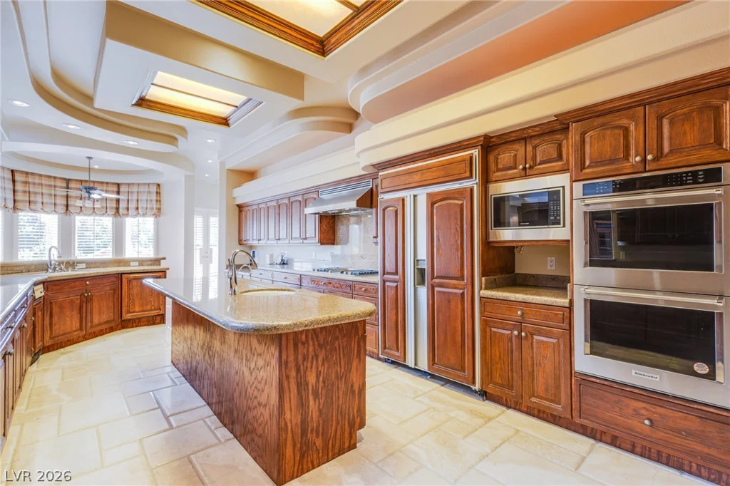 71 Cascade Creek, Las Vegas, NV 89113