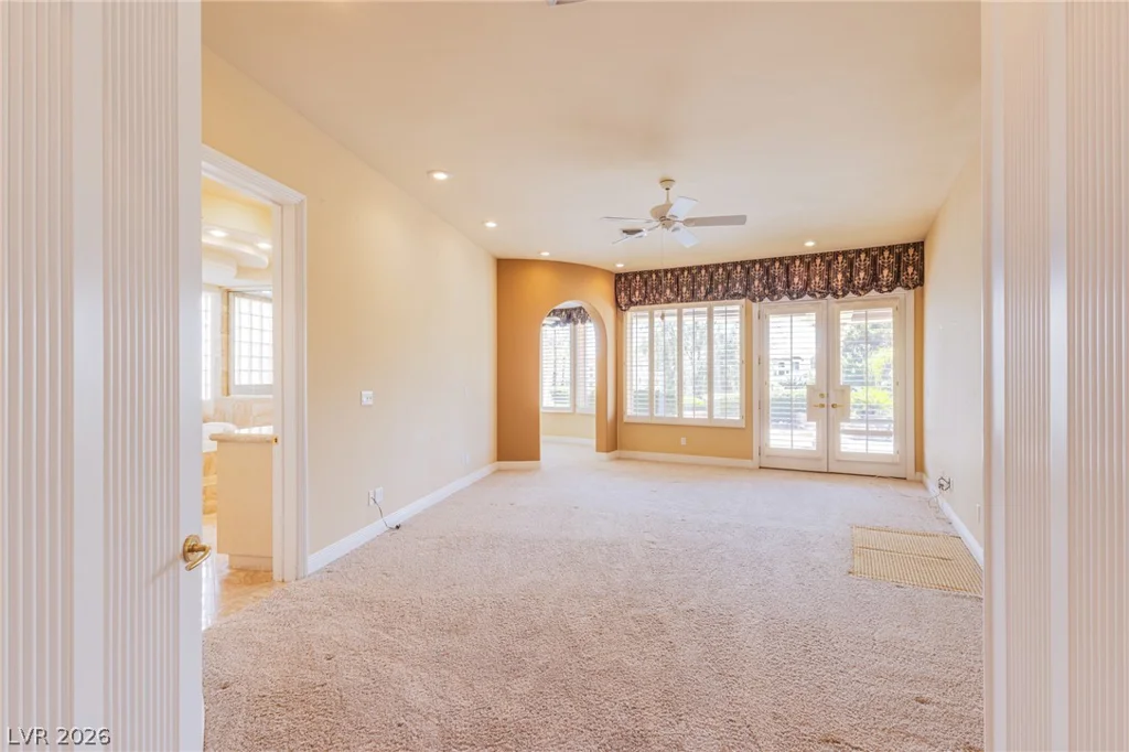 71 Cascade Creek, Las Vegas, NV 89113